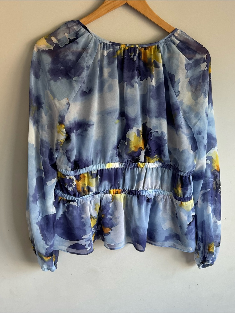 White House Black Market Blue & Yellow Floral V-Neck Peplum Blouse - Picture 7 of 7